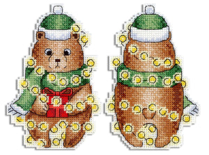 Christmas Bear. 2D Cross stitch kit on plastic canvas. MP Studio P-872