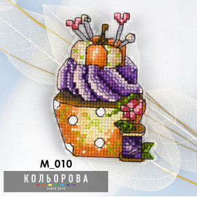 Cupcake 1 Magnet. Counted Cross stitch kit on plastic canvas. Kolorova M-010