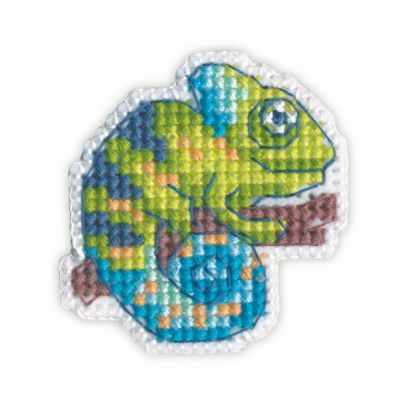 Chameleon Pin. Mini Embroidery Kit on Plastic Canvas Oven 1215