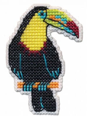 Tucan Pin. Mini Embroidery Kit on Plastic Canvas Oven 1318