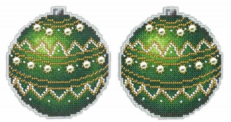 Christmas-Decorations: Green ball. 2D  Cross stitch kit on plastic with beads. MP Studio P-165