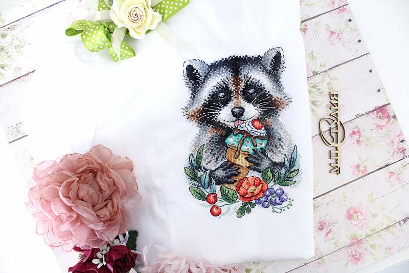 Racoon Cross stitch kit for cloth embroidery  MP Studio B-536