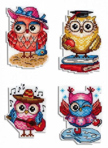 Owls. Magnets Cross stitch kit on plastic canvas. MP Studio P-487