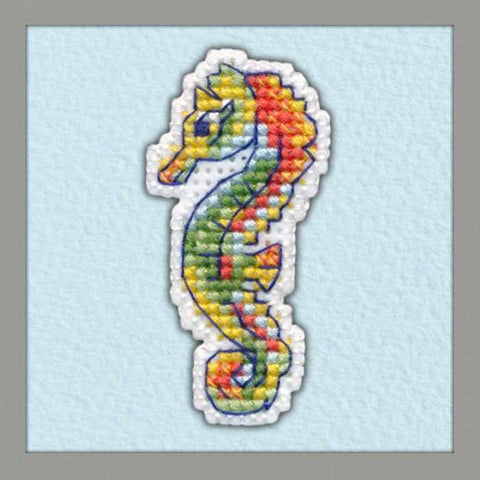 Sea Horse Pin. Mini Embroidery Kit on Plastic Canvas Oven 1098