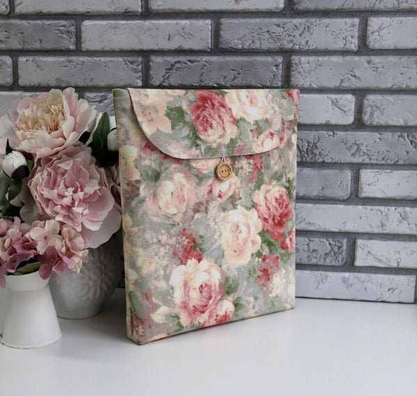 Set of Project Holder Needlework,  Organizer, storage roll for finished projects Retro roses pattern. Only by order!!!